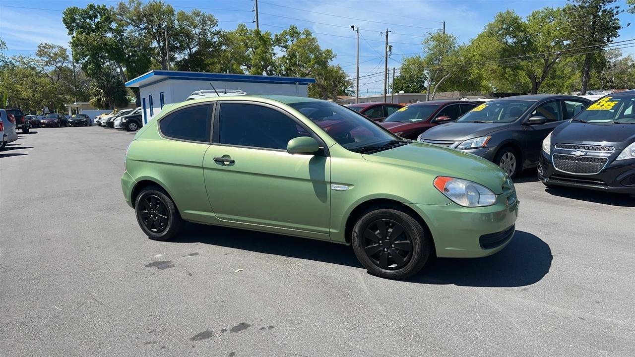 Used 2011 Hyundai Accent GS image 7