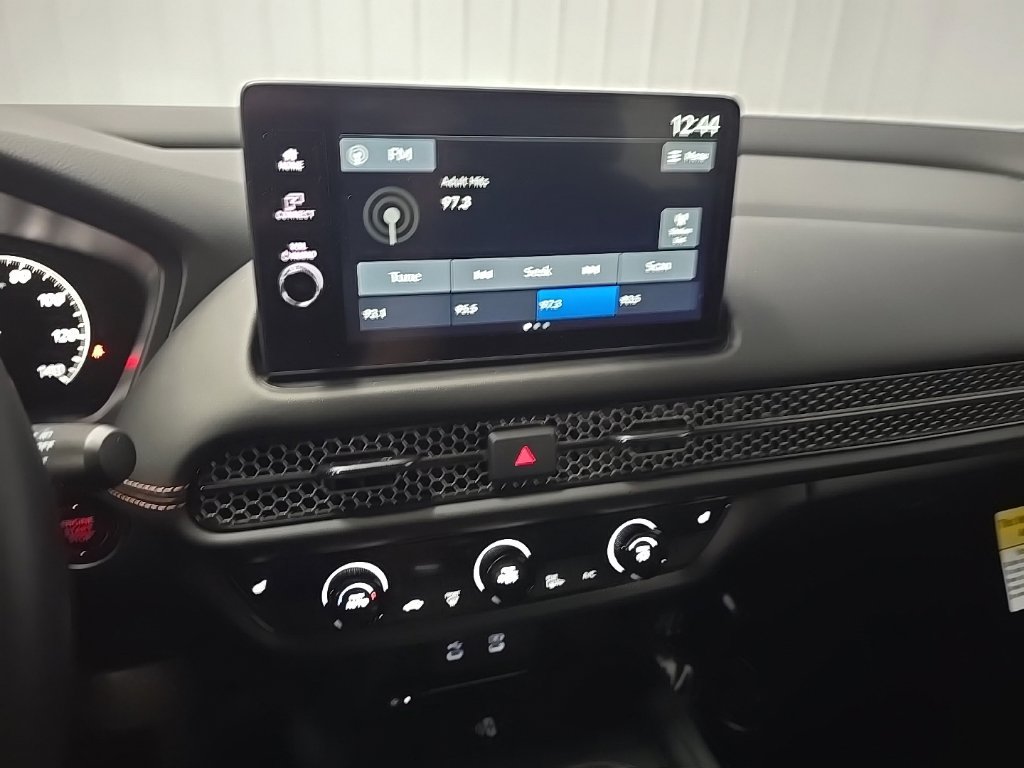 Certified 2026 Honda HR-V Sport image 24