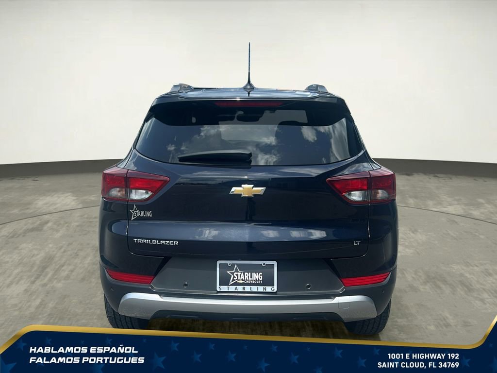 Used 2021 Chevrolet TrailBlazer LT w/ Premium Seating Package FWD image 6