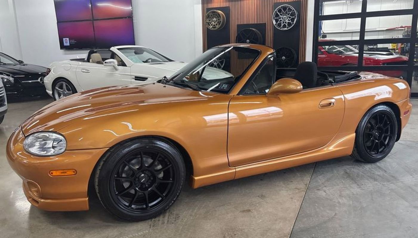 Used 2000 MAZDA MX-5 Miata