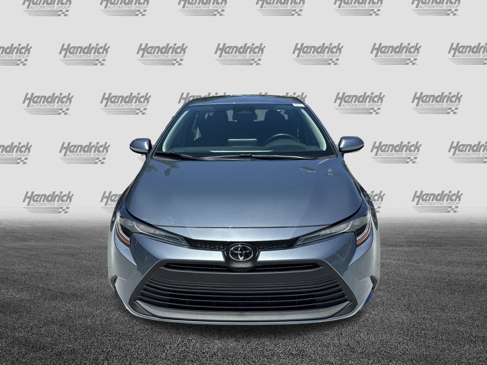 Certified 2025 Toyota Corolla LE FWD image 3