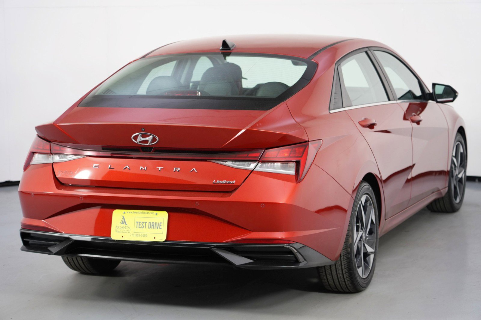 Used 2021 Hyundai Elantra Limited w/ Cargo Package image 51