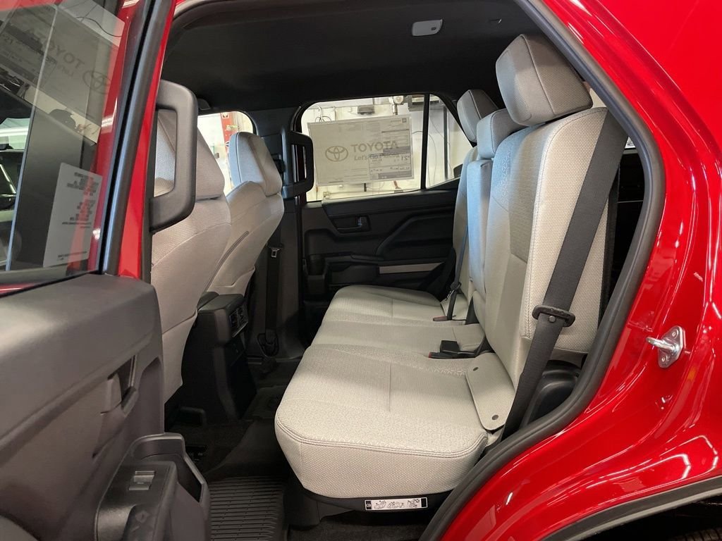 New 2026 Toyota 4Runner SR5 AWD/4WD image 26