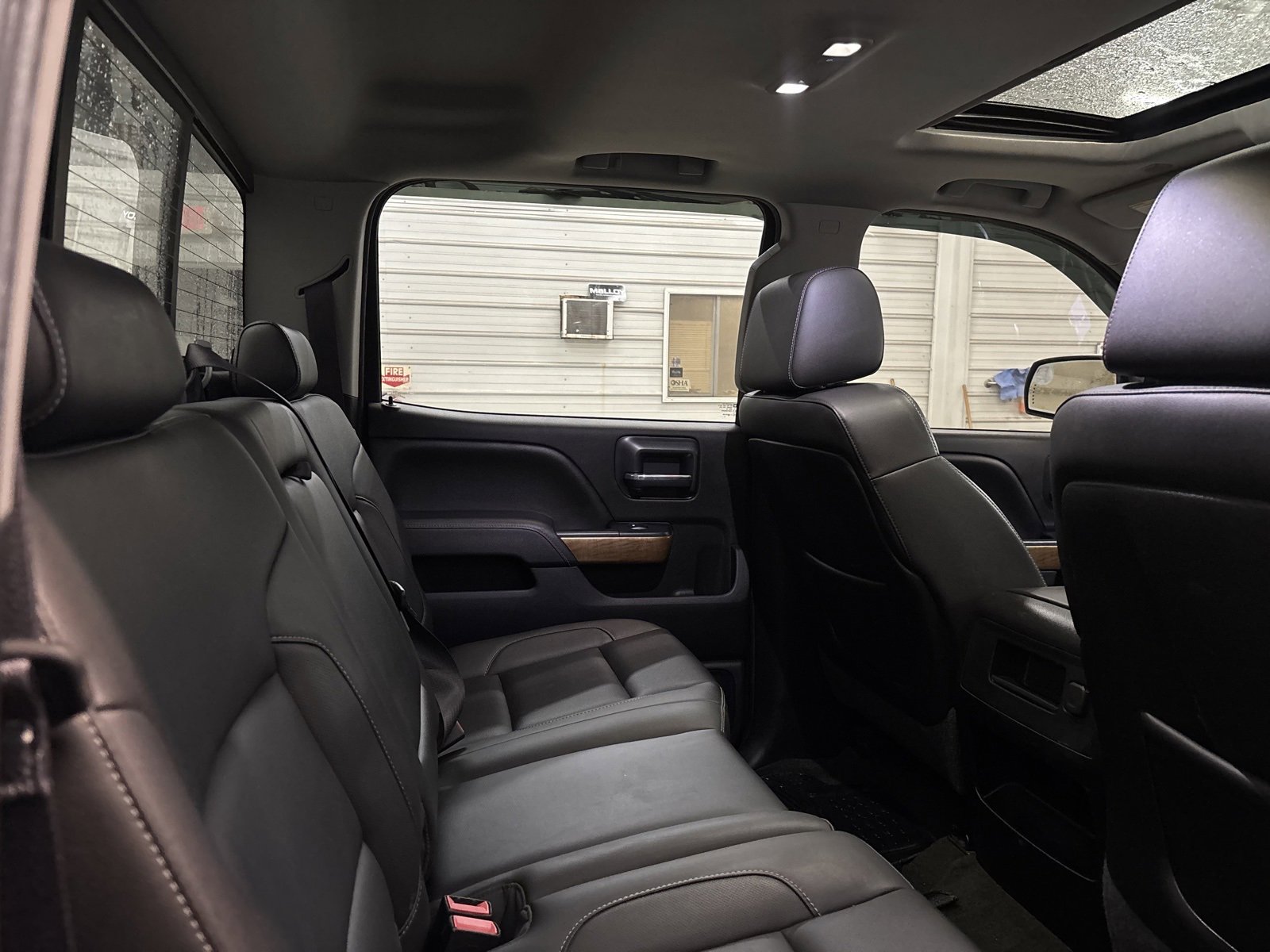 Used 2015 Chevrolet Silverado 2500 LTZ image 32