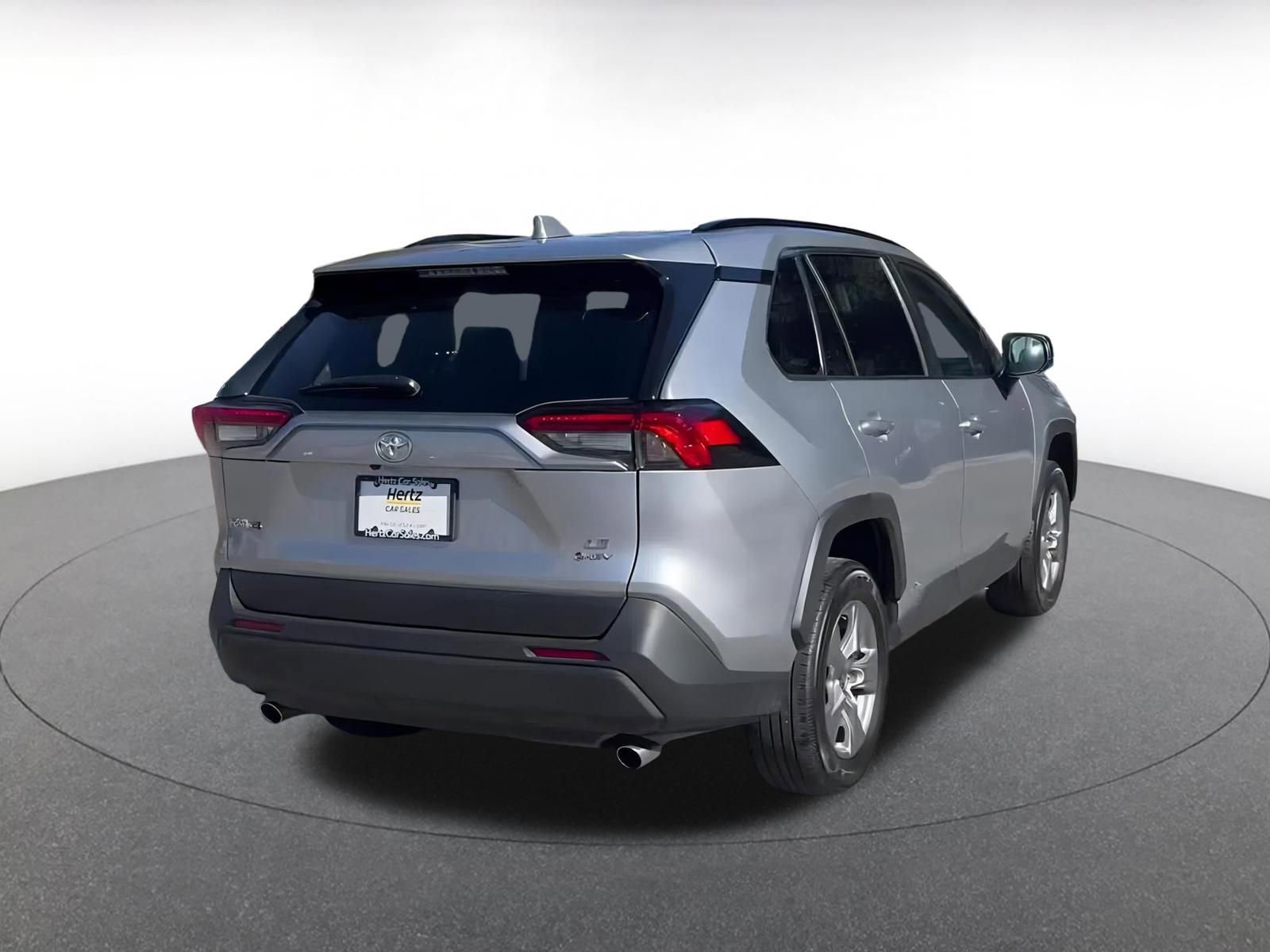 Used 2025 Toyota RAV4 LE image 12
