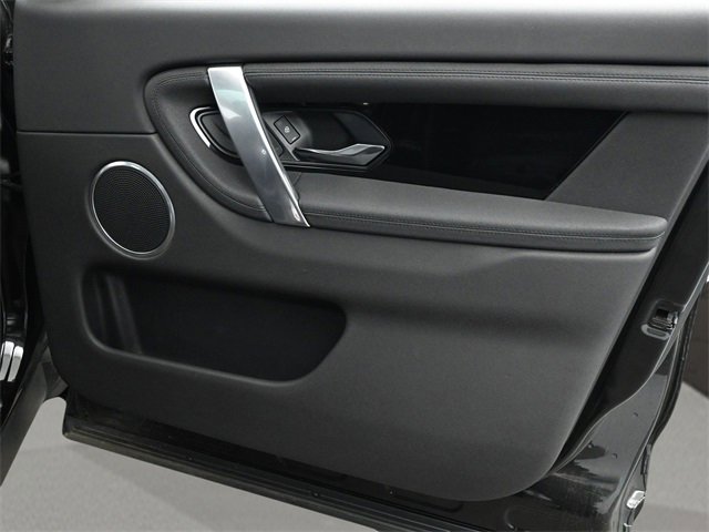 Used 2021 Land Rover Discovery Sport SE image 19
