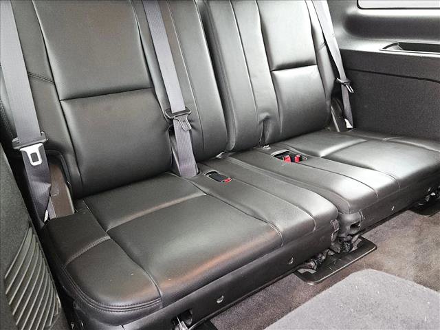 Used 2013 Cadillac Escalade 2WD image 21