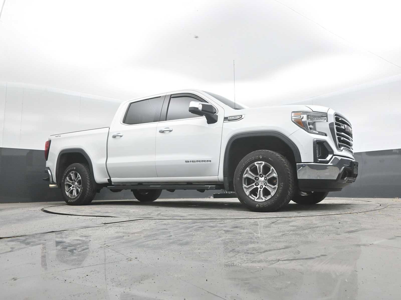 Used 2019 GMC Sierra 1500 SLT w/ SLT Convenience Package AWD/4WD image 29
