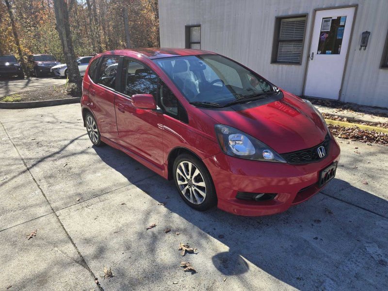 Used 2013 Honda Fit Sport image 7