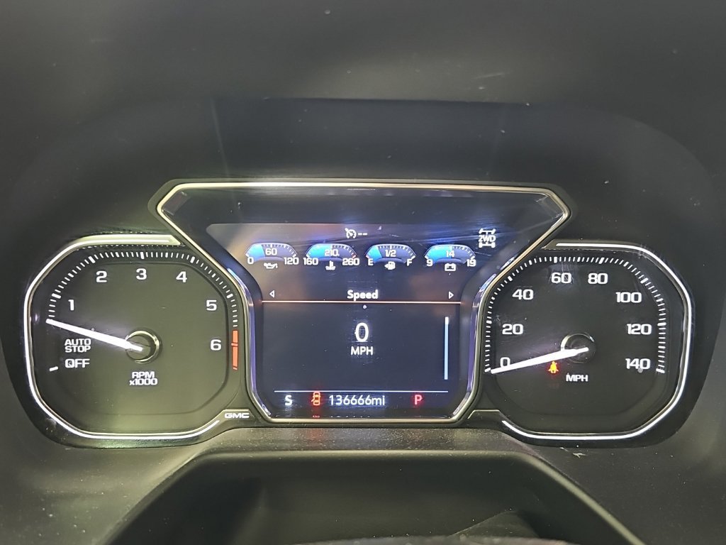 Used 2021 GMC Yukon SLT AWD/4WD image 16