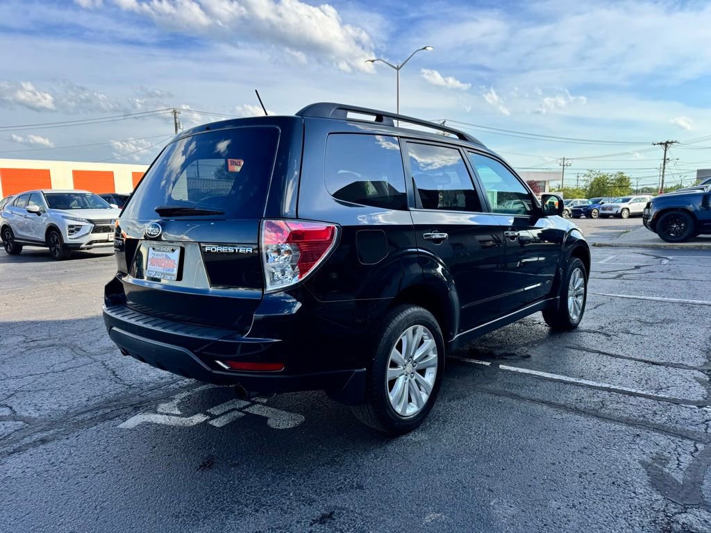 Used 2011 Subaru Forester 2.5X Limited AWD/4WD image 5