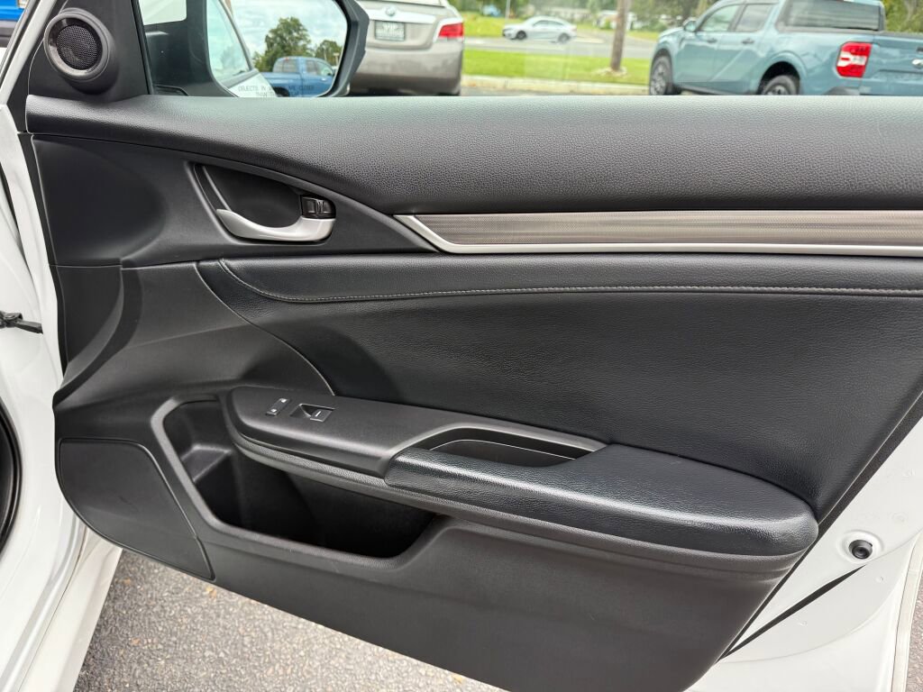 Used 2020 Honda Civic EX-L image 28
