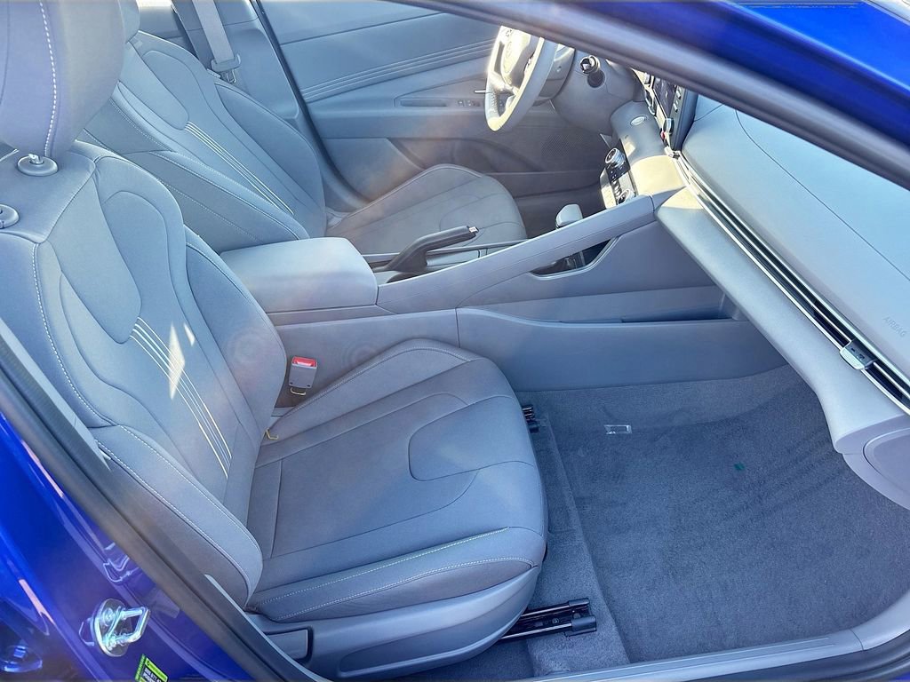 New 2026 Hyundai Elantra Sport image 27