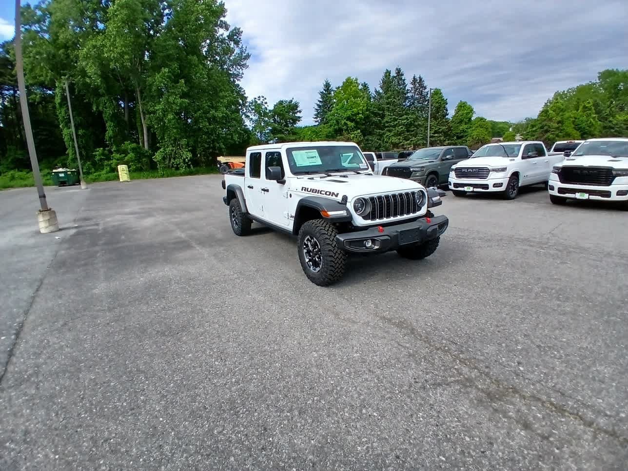 New 2026 Jeep Gladiator Rubicon w/ Safety Group AWD/4WD image 3