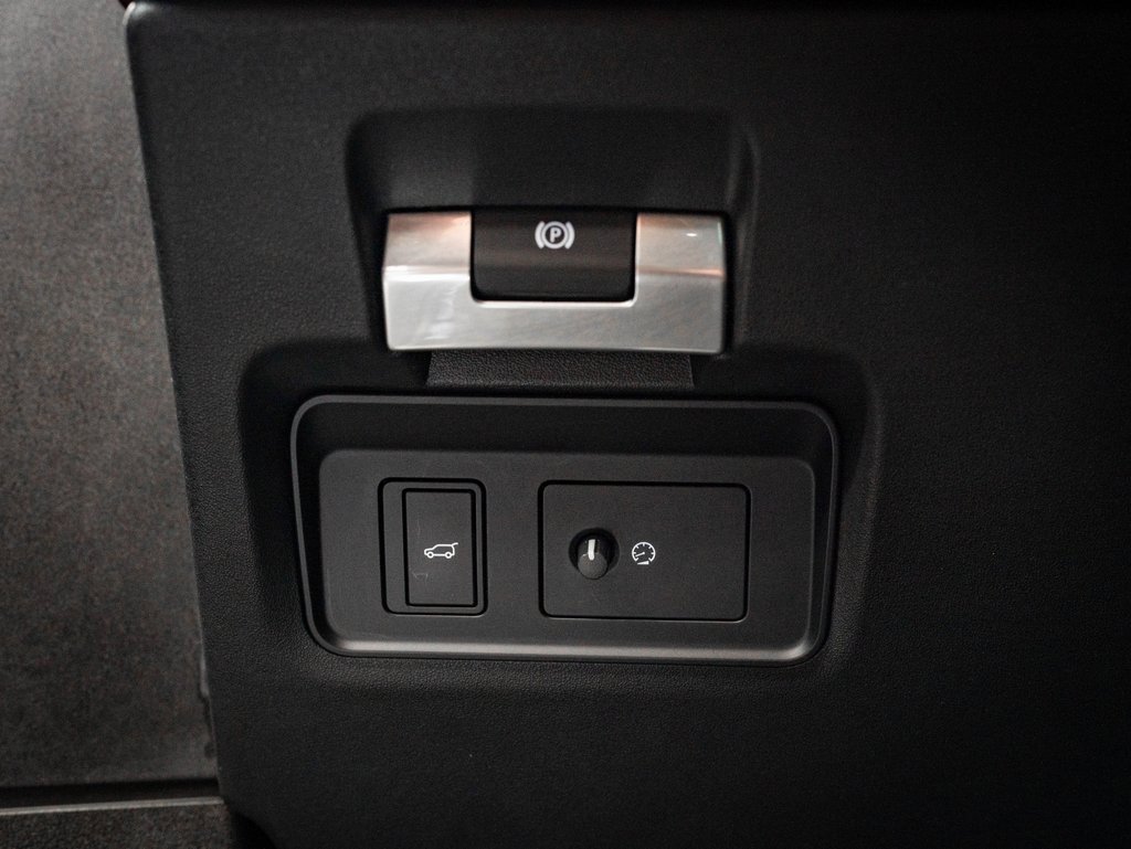 Used 2020 Land Rover Range Rover Evoque R-Dynamic HSE image 42