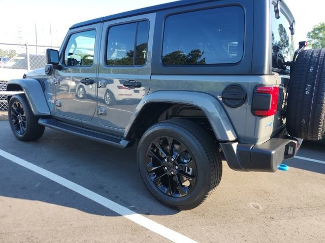 Used 2023 Jeep Wrangler Unlimited Sahara w/ Cold Weather Group image 2