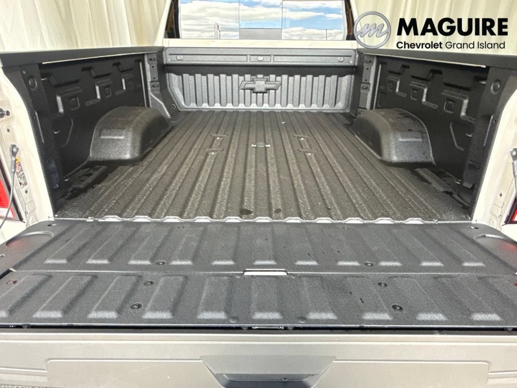 New 2026 Chevrolet Silverado 2500 ZR2 w/ LPO, Dark Essentials Package AWD/4WD image 29