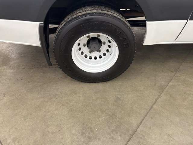 Used 2019 Freightliner Sprinter 2500 image 16