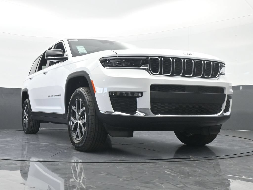 Used 2025 Jeep Grand Cherokee L Limited RWD image 60