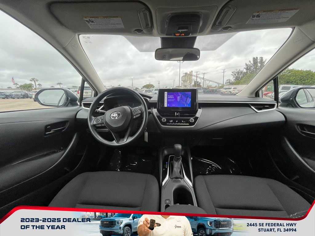 Used 2023 Toyota Corolla LE image 28