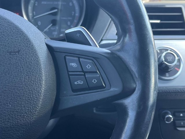 Used 2014 BMW Z4 sDrive35is RWD image 19