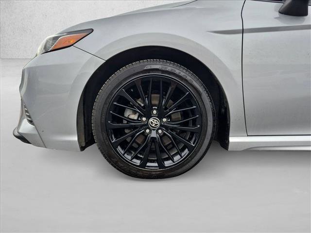 Used 2020 Toyota Camry SE FWD image 22