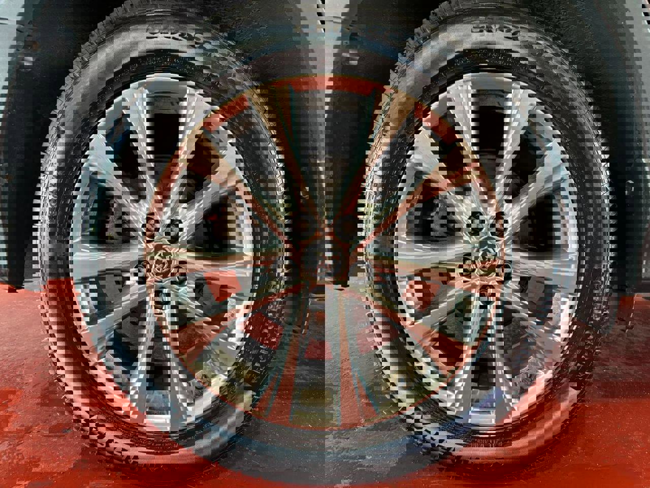 Used 2016 Toyota RAV4 Limited image 41