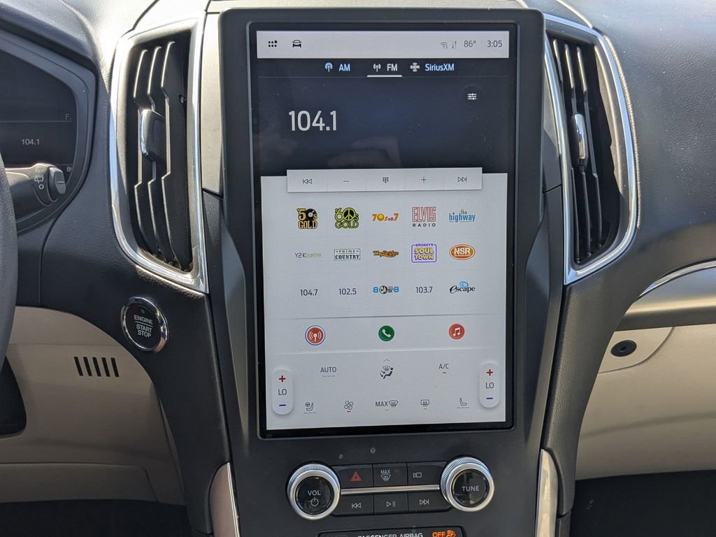 Used 2022 Ford Edge Titanium image 13