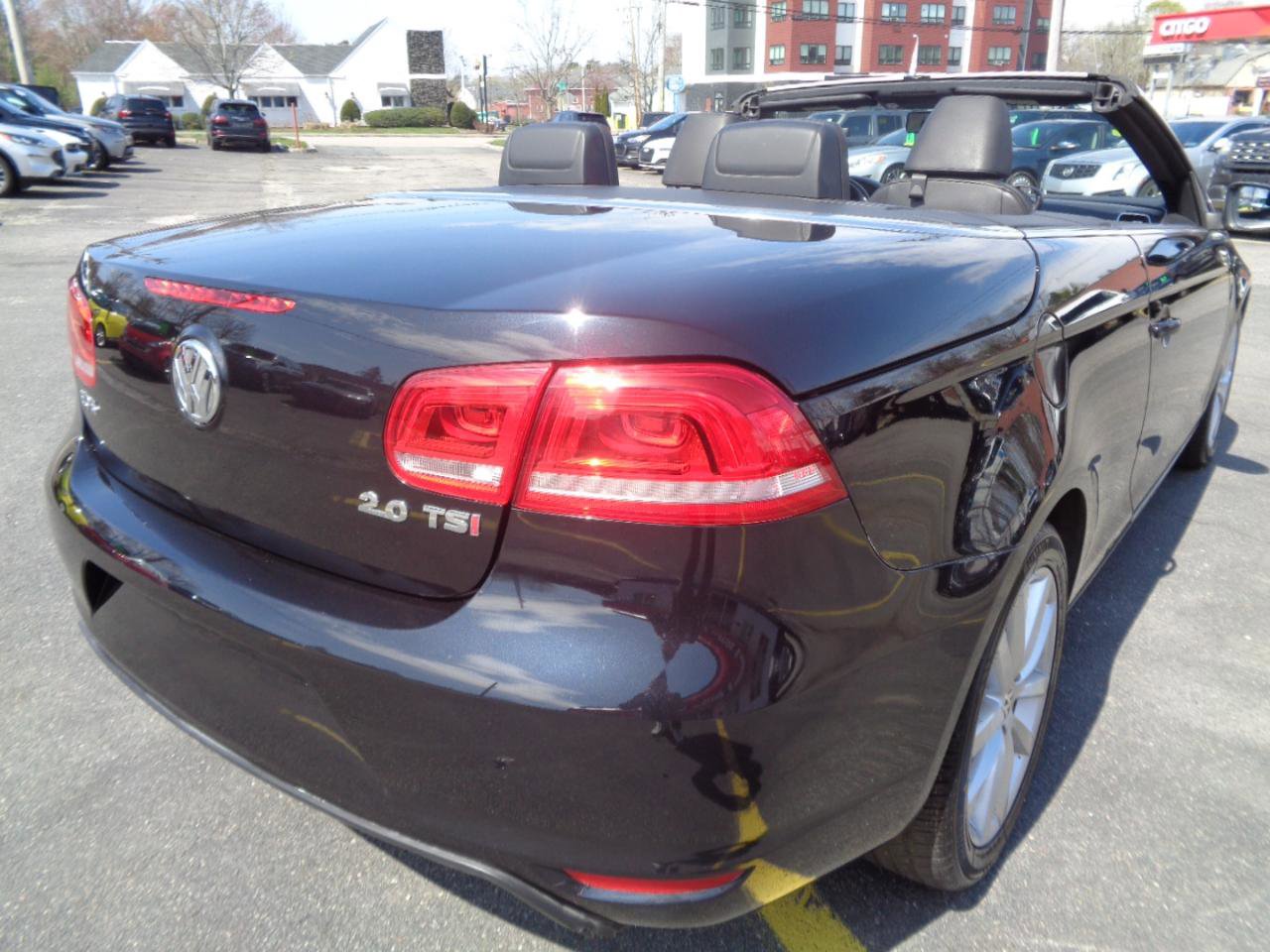 Used 2016 Volkswagen Eos Komfort FWD image 16