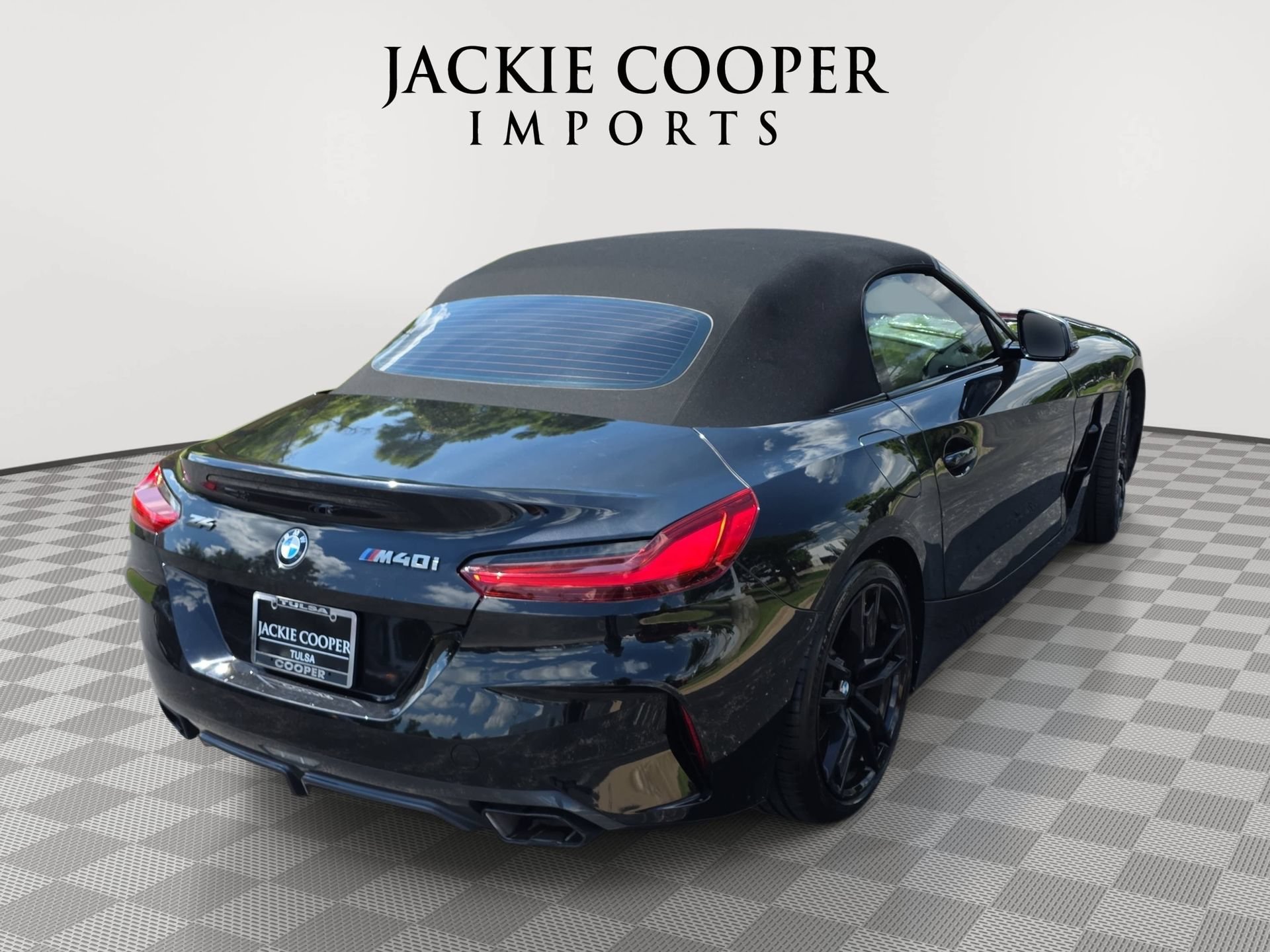 Used 2020 BMW Z4 M40i w/ Premium Package RWD image 5