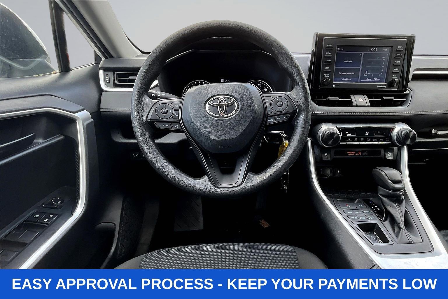 Used 2022 Toyota RAV4 LE AWD/4WD image 11