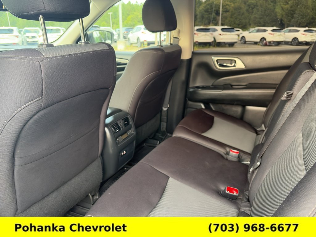 Used 2020 Nissan Pathfinder SV w/ Cargo Package AWD/4WD image 21