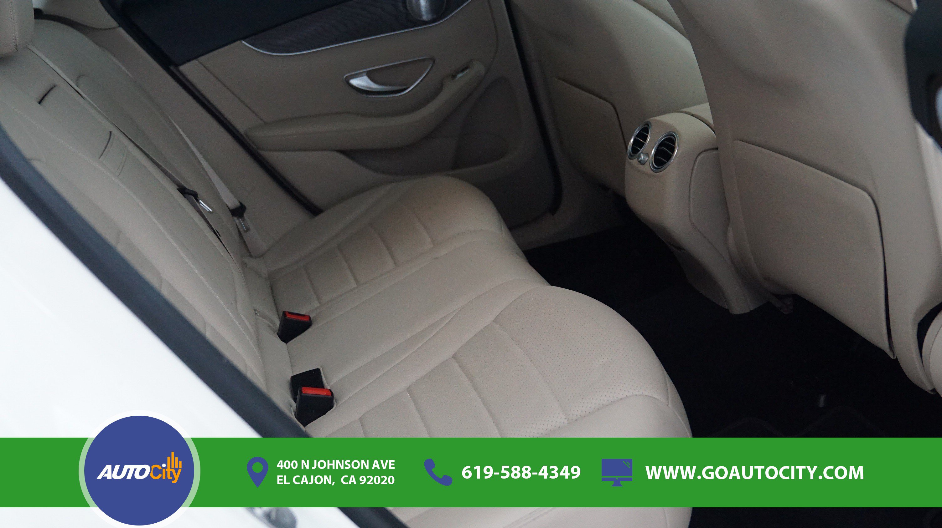 Used 2019 Mercedes-Benz GLC 350e 4MATIC image 13