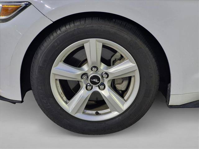 Used 2017 Ford Mustang Convertible RWD image 9