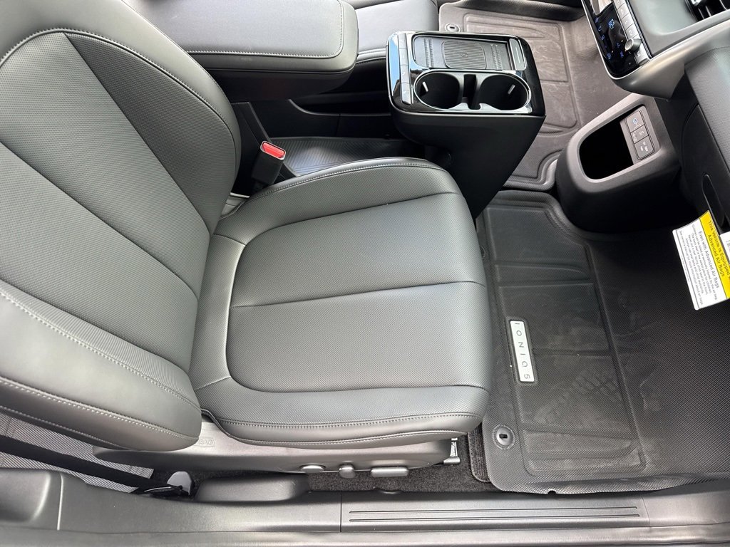 New 2026 Hyundai Ioniq 5 SEL image 14