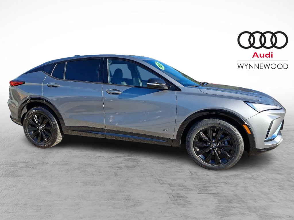 Used 2025 Buick Envista Sport Touring FWD image 7