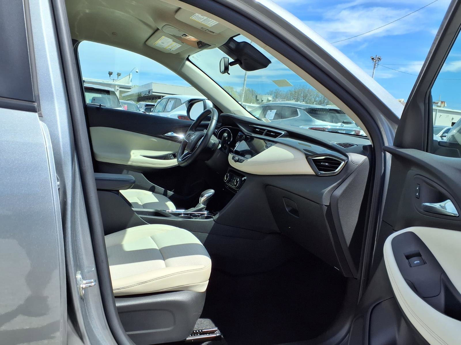 Used 2023 Buick Encore GX Preferred w/ Cold Weather Comfort Package image 27