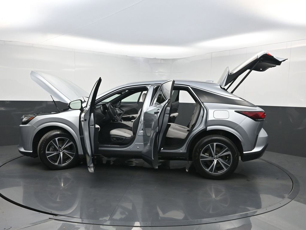 Used 2023 Lexus RX 350 Premium w/ Accessory Package image 37