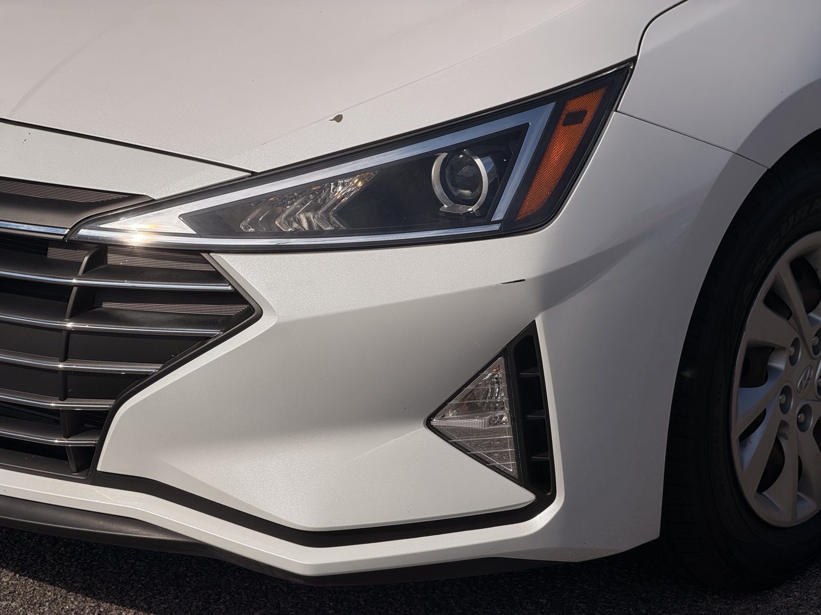 Used 2020 Hyundai Elantra SE w/ Cargo Package (C1) FWD image 8