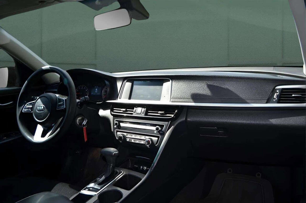 Used 2020 Kia Optima LX image 20