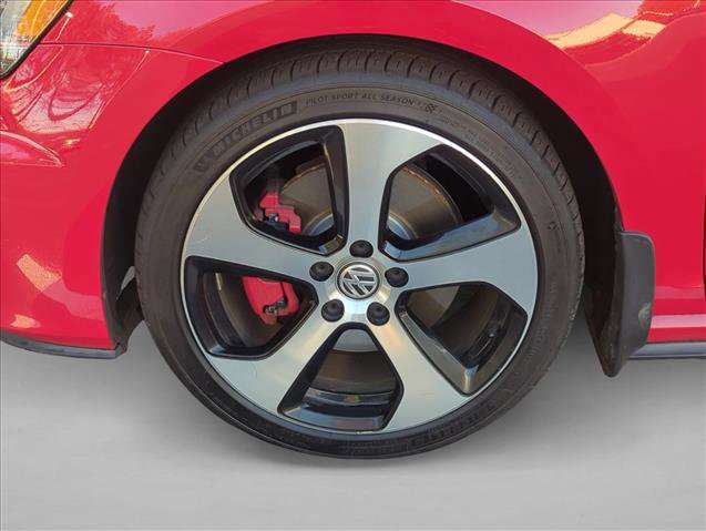 Used 2015 Volkswagen GTI SE image 26