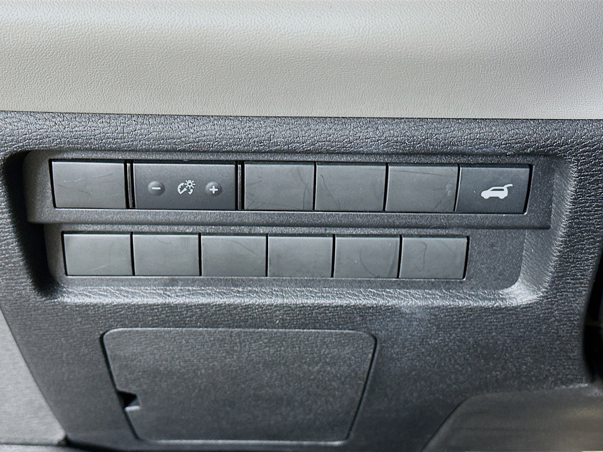 Used 2024 Mitsubishi Outlander SEL image 17