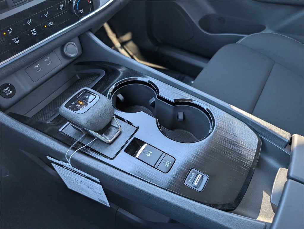 New 2027 Nissan Rogue S FWD image 13
