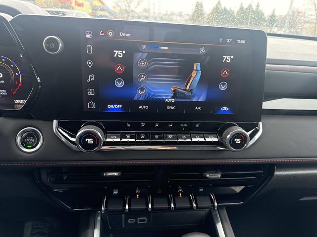 Used 2024 Chevrolet Colorado Z71 w/ Z71 Convenience Package 2 image 23