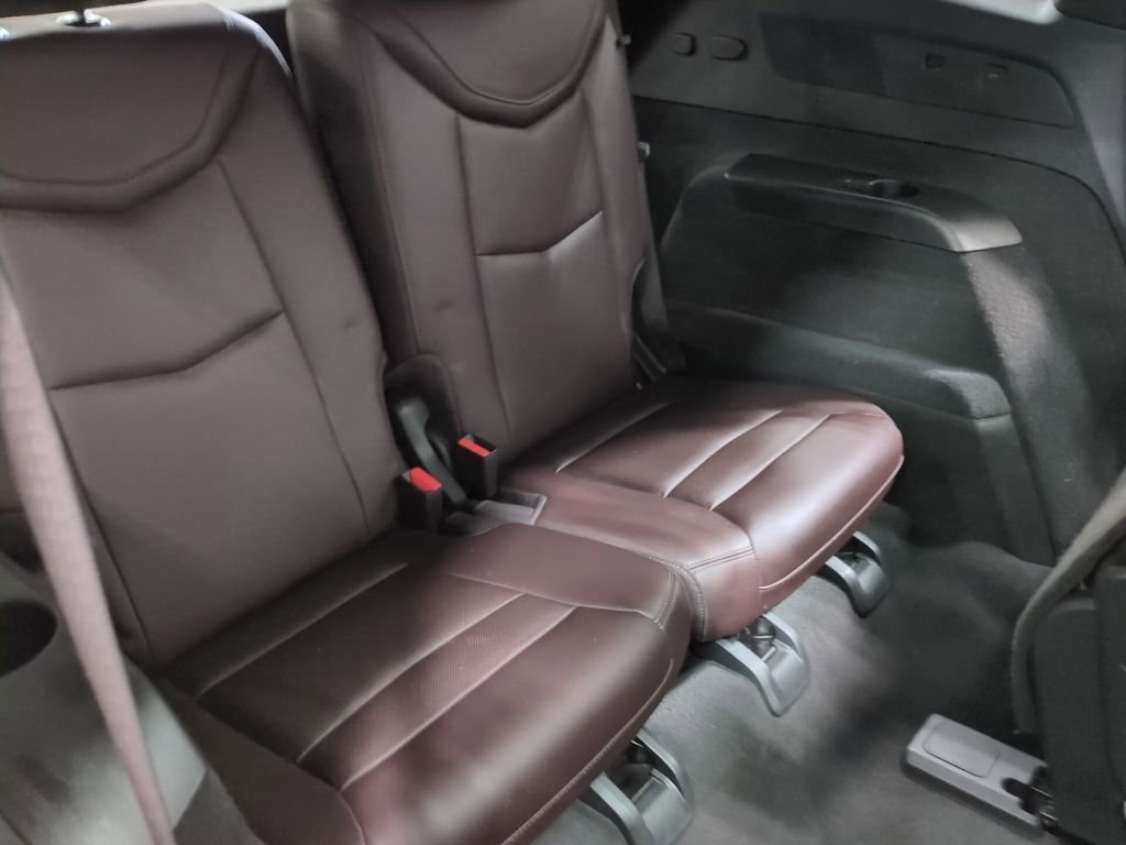 Used 2023 Cadillac XT6 Premium Luxury image 20