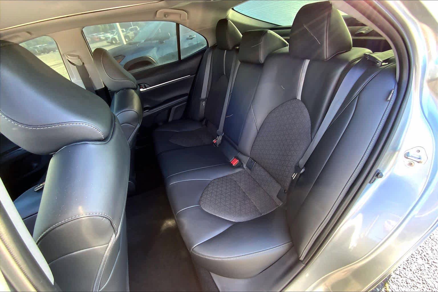 Used 2022 Toyota Camry XSE FWD image 20