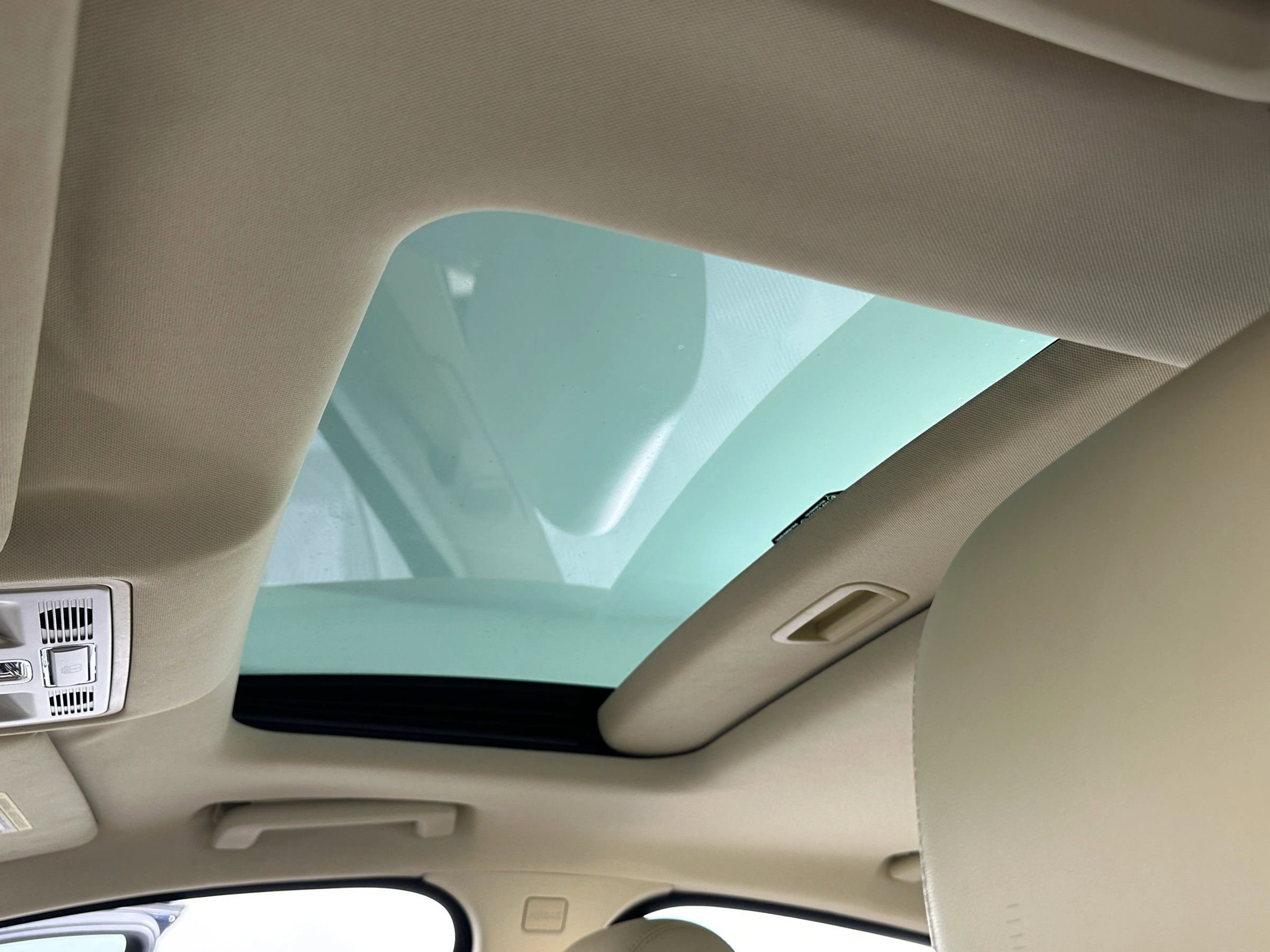 Used 2009 Jaguar XF Premium image 20