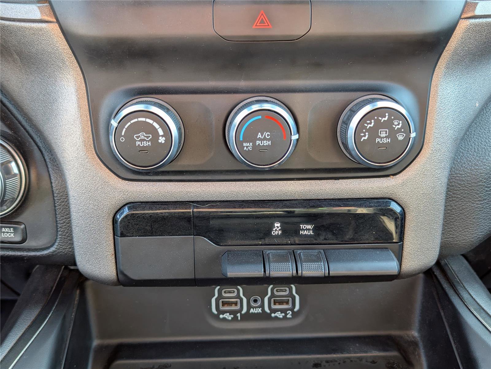 Used 2020 RAM 1500 Rebel image 25