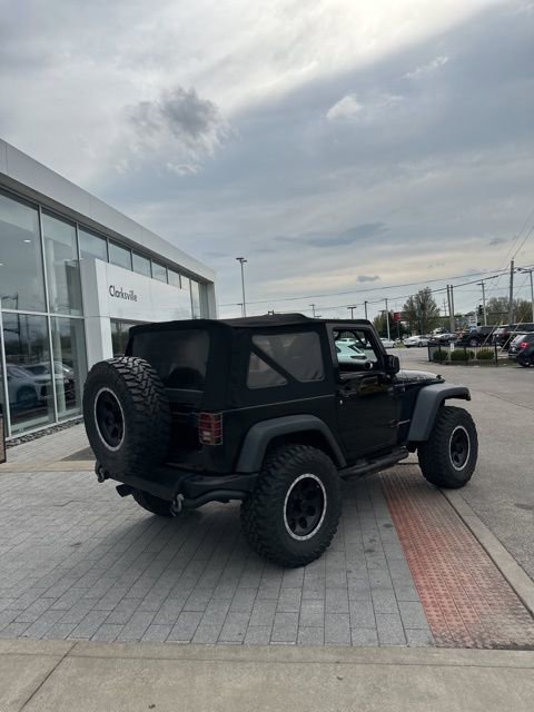 Used 2016 Jeep Wrangler Rubicon w/ Power Convenience Group image 8