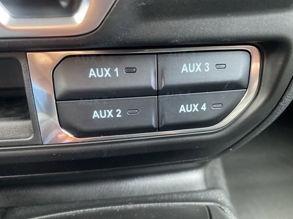 New 2025 Jeep Wrangler Sahara image 28